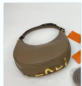 Fendibags Luxury Fendideigner Sac deigner Sac crossbody sac disco sac en cuir sac en cuir ajusté en cuir bracelet à main sac à main
