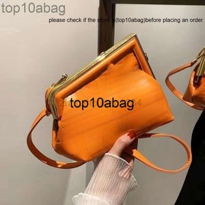 Fendig Sacs F Bag Designer Handbags 2024 Bagure d'embrayage Hemming en cuir authentique Nouvelle Fashion Femme Fendedideur haute qualité