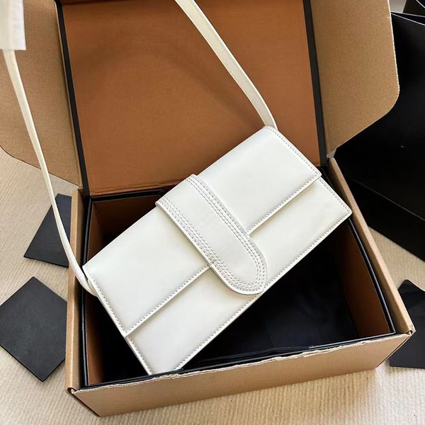 Fendin Slide Bag Fashion Baguette Diseñador Flap Soble Bag Bolle de cuero Tota para mujer Embrague Show de mano de mano grande Crossbody incluso 5129