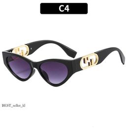Fendisunglasses Diseñador Gafas de sol de ojo de ojo Occhiali da Vista Tortugas favoritas Almacenamiento de gafas de sol de moda Boutique 516