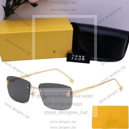 Fendisunglasses pour femmes pour femmes F Lmes de soleil Lens Full Frame Vintage Ladys Master Luxury Oversize ADUMBRAL 8482