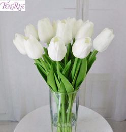 Fengrise 30pcs PU Mini Tulip Real Touch Flowers Flor artificial para fiestas Bouquet Boda Flores decorativas Coronas C1814509795