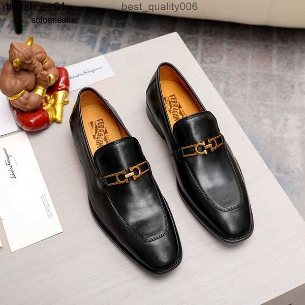 Feragamo Ferra pédale nouvelles chaussures habillées pour hommes style pied britannique chaussures en cuir décontractées d'affaires polyvalentes en un été en cuir véritable doux et respirant pointu t 9J30