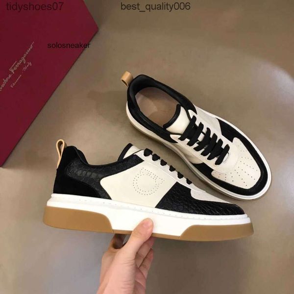 Salvatore Ferragamo Вы Feragamo Ferra s Nuevos zapatos blancos versátiles de tendencia informal para hombre Zapatos de tablero de cuero genuino para hombre Zapatos transpirables p