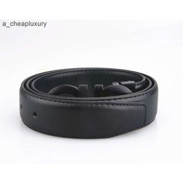 Salvatore Ferragamo Вы Feragamo Ferra con caja 2024 Cinturón de cuero liso Cinturones de lujo Diseñador para hombres Big f Buckle Male Chastity Top Fashion Mens Wholesale E2NB