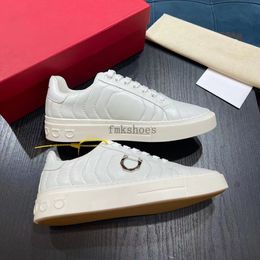 Feragamos Low Style Goes GOLE Gancini Sneakers Shoes High Class Quality Ayuda Desugner All Out Men Leisure Shoe Shoes Up Luxury Size38-45 Brand 5.14 02