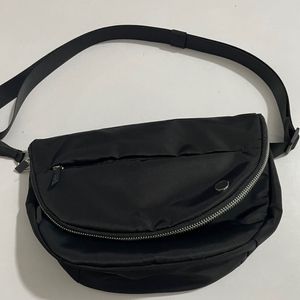 Festivaltas 5L/2L Crossbodytas met brede opening Waterafstotende micro-schoudertas Messenger Bags hebben verstelbare riem