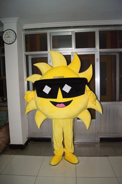 Robe de festival Sunflower Yellow Mascot Costumes Carnaval Hallowen Cadeaux Unisexe Adultes Fancy Party Games Tenue de fête Célébration de la fête Cartoon Personnages