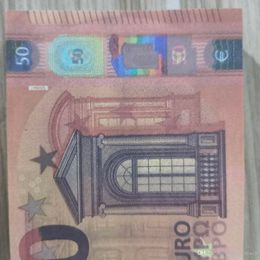 Festive Party Supplies 2020 50 US RELIST Family Money Euro ou Paper Prop Prop Banknote 037 pour jouer Copy Kids Game Collection jouet 100pcs / akxueok2fh91