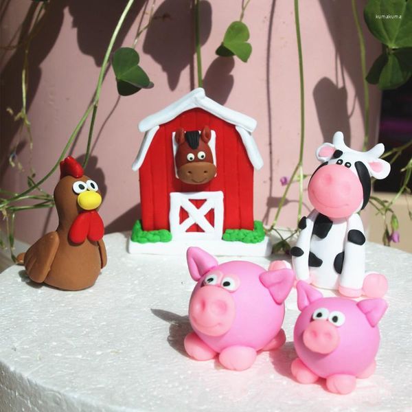 Fournitures de fête 5 pièces ferme Animal gâteau décoration Topper costume pastorale Ranch fête cuisson ornements poupée enfants anniversaire décors