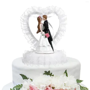Supplies Festive Cake Decoration Bride and Groom Ornement Couple Couple Figurine Ornération pour la voiture de mariage