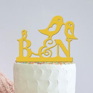 Décoration de gâteau de mariage personnalisée avec vos initiales, fournitures festives, motif oiseau, couple, bébé, papillon, comme cadeau, signe mignon personnalisé pour