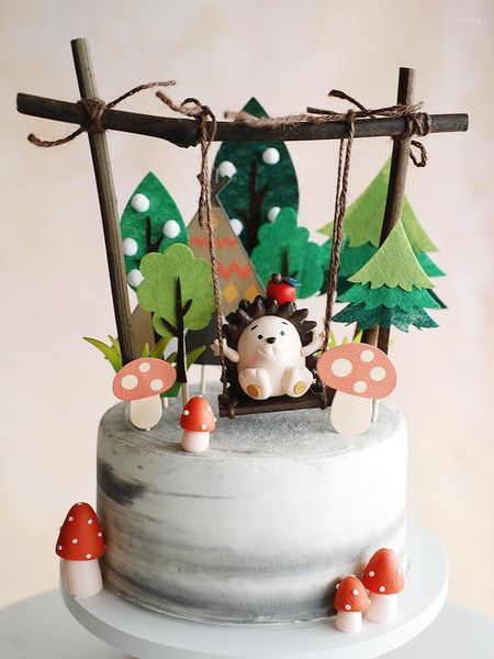 Suministros festivos First Parti Happy Birthday Topper Cake Hedgehog A Swing Decor Fiesta hawaiana Herramientas de decoración para hornear