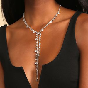Feestelijke veelzijdige onregelmatige nek en borst lichaamsketen sexy super glanzende volledige diamanten borstketen dames sieraden zilver en goud kettingen 2 stks/pack