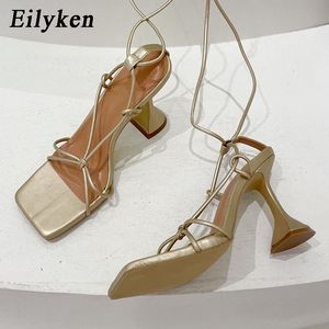 Ffrt005 top kwaliteit ontwerp enkelband sandalen klassieke vrouwen snoep kleur dia's vierkante hak party veter-up jurk zomer schoenen vreemde sandalen