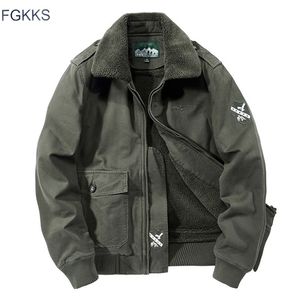 FGKKS MANNEN Hoogwaardige jas Militaire stijl Militaire stijl Militaire kleur Jacket Mannual merk Plus Velvet Dikking Jackets Coat 201218