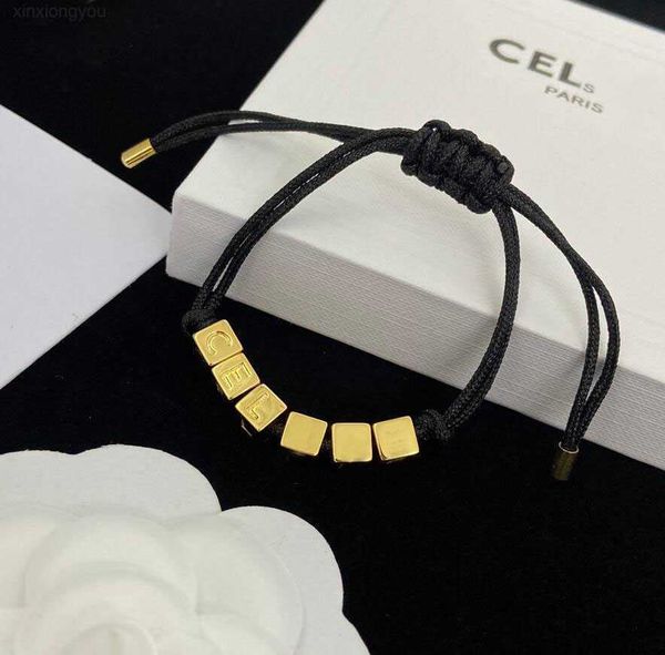 Fhua Bracelets Europe et Amérique Cube Dés Lettre Charme Corde Noire Chaîne de Luxe Designer Bracelet Extensible pour Hommes Femmes Amoureux de Fête de Mariage Cadeau