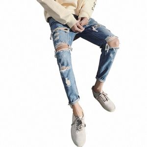 Fi 2020 Summer Hip Hop Ripped Hole Denim Streetwear Cowboy Jeans Hommes Slim Coréen Pieds des hommes Genoux grattés Sarouel f6N7 #