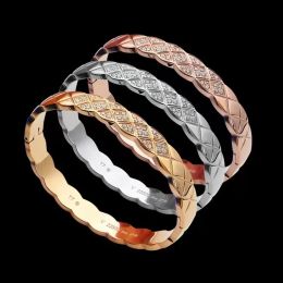Merk Bracelet Designer Bangle Snap Bracelet Inlay Diamond Classic Charm Crystal armband Hoogwaardige 18K Gold Luxury armband Sieraden Cross Bangle #