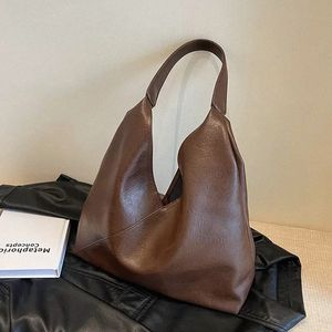 Fi Design en cuir Sac à bandoulière pour les femmes 2023 Tendal Femelle Simple Big Big Hobo Sac à main et sac à main 28Kz #