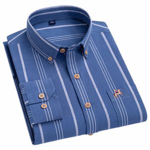 fi Casual 100% katoenen gestreept Oxford-overhemd voor heren met geborduurde borstzak, standaard pasvorm, butt-down overhemden o0kw#