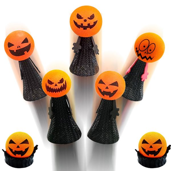 Fidget Toys Funny Bouncing Jumping Pumpkin Toys Pop Spring Bouncy Party Favors para niños Juguetes Finger Doll Halloween Toy Decoración 2777