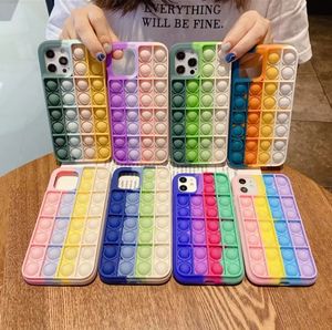 Fidget Speelgoed Telefoon Siliconen Gevallen Push Pop Bubble Rainbow Cellphone Back Angst Relief Autisme Cover Met Retail Packing voor Telefoon 13 12 Mini 11 Pro Max 6 7 8 Plus XR XS X