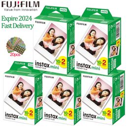 Film Cameras 10-200 sheets Fujifilm instax mini 11 9 film white Edge 3 Inch wide film for Instant Camera mini 8 7s 25 50s 90 Po paper 221025