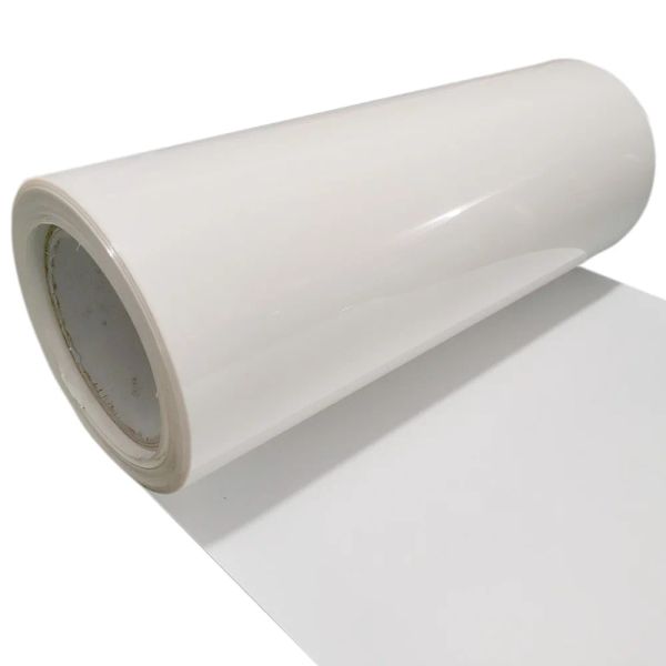 Films Pologne Stock 30cmx25m PU PVC Transfert de chaleur Vinyl Roll Easy to Weed Transfer Tshirt fer sur HTV Film Printing