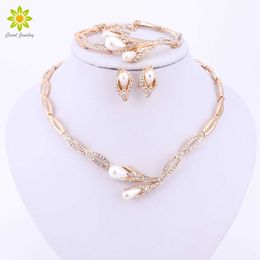 Ensembles de bijoux de mariée en perles simulées pour femmes, couleur or, accessoires de mariage, collier en cristal, boucles d'oreilles, Bracelet, bague, H1022