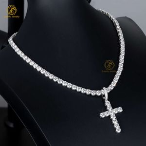 Fijne sieraden 925 Silver Diamond Cross Charm Custom Iced 5,0 mm VVS Mossanite Pendant voor tennisketen