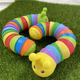 Finger Toys Caterpillar Novelty Games Decompressie Puzzel Vent Slak Slug Childrens Toys Recreatie