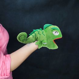Toys de doigt Chameleon Puppets de doigt joueur de rôle à main lezard puzzle bébé bébé toys softs en peluche figure D240529