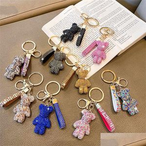 Finger Toys Designer Keychain Bear Diamond Key Chain Keyring vrouwelijke schattige creatieve prachtige beren auto sleutels hangtas tas ornament druppel d otwie