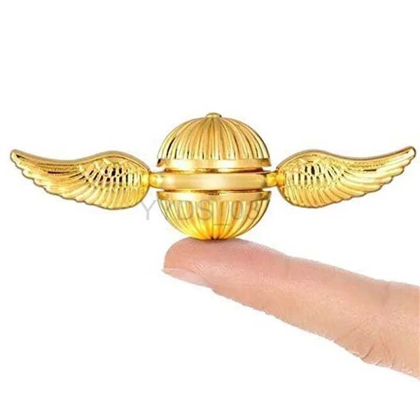 Juguetes para los dedos Snitch Dorada Cupido Fidget Spinner Antiestrés Rotación de la mano Alas de ángel Metal para niños Regalo yq240227