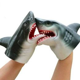 Finger Toys Shark Hand Puppet Simulatie Animal Handschoenen Kinderspeelgoed Geschenk handpop Hand Figuur Model voor kind Scaring Gag Jokes Toy D240529