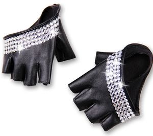Gants sans doigts mode féminine demi-paume semi-doigt en cuir pu gants strass gants de bricolage personnalité hip-hop sans doigts pour hommes 231201
