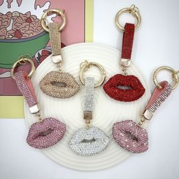 Lèvres diamants finis bouche pleine de diamants Red Lips accessoires créatifs accessoires de la chaîne de clés accessoires de bricolage