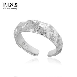 FINS Bump Design Real S925 Sterling Silver Bague inégale ouverte hommes et femmes réglable Punk Rock Finger Fine Jewelry Accessoire 240125