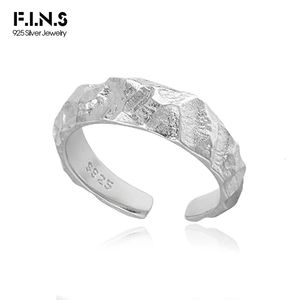 FINS Bump Design Real S925 Sterling Silver Bague inégale ouverte hommes et femmes réglable Punk Rock Finger Fine Jewelry Accessoire 231220