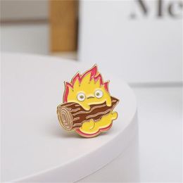 Vuur demon calcifer email pins schattig magie vuur elf brandhout anime broches badges shirt rapel pin cadeau voor vrienden kinderen gc1968