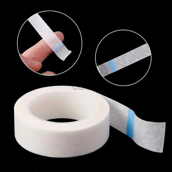 Suministro de primeros auxilios 10pcs micropore Extensión de pestañas transpirable cinta de papel de papel herramientas de maquillaje adhesivo médico kits de primeros auxilios D240419