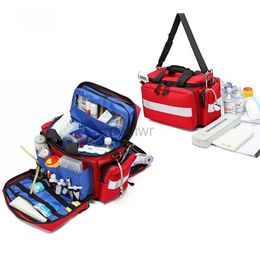 First Aid Supply Outdoor Emergency First Aid Kit Medical Sac Rescue grande capacité Étui à réflexion imperméable Oxford Multi-Pocket Travel Sac à dos D240419