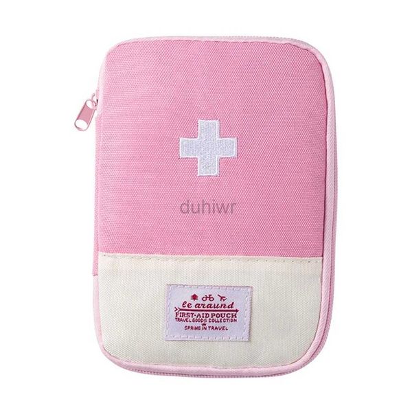 First Aid Supply Kit de premiers soins Sacs Portable Travel Medicine Case Mini Outdoor Portable Travel Medicine Package D240419