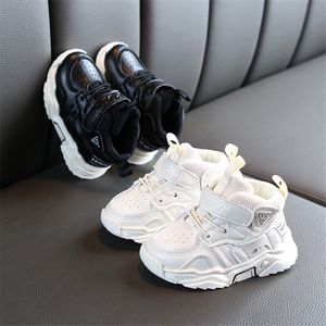 Eerste Aogt Springautumn Baby Girl Boy Toddler Infant Casual Walkers Shoes Soft Bottom Comfortabele Kid Sneakers Black White 230203