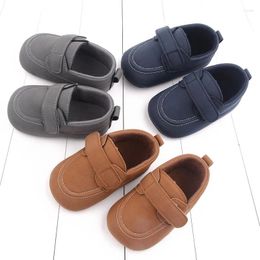 Premiers marcheurs 0-1 ans bébé chaussures intérieur fond souple bébé enfant en bas âge printemps et automne en gros 2595