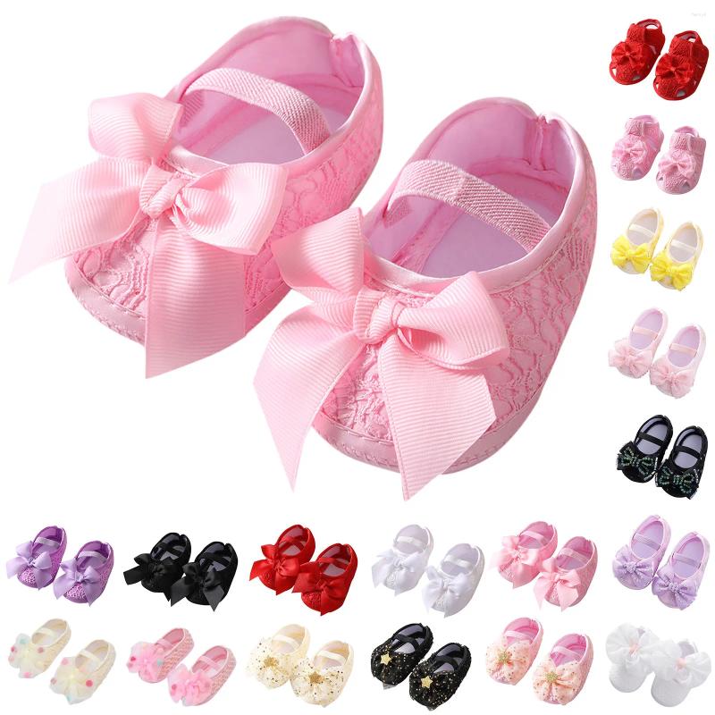 Eerste wandelaars 0-15 maanden babyschoenen Leuke strik Elastische riem Lichtgewicht Zacht Antislip Prinses Peuter Zapatos