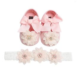 Premiers marcheurs 0-18 mois dentelle berceau chaussures costumes infantile enfant en bas âge bébé filles Prewalker nœud papillon fleur princesse bandeau ensemble