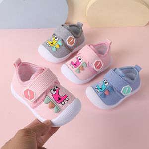 Babyschoenen 0 36 Maanden Baby Peuter Schoenen Lopen met Geluid Licht Baby Meisje Roze Leuke geboren Jongen Zachte Sneakers Cartoon Print 230602