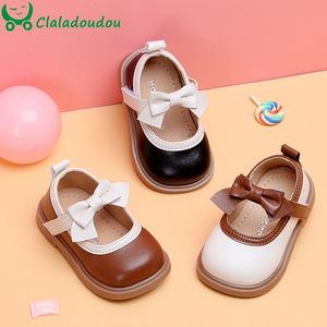 Eerste Walkers 11.5-15cm merk babymeisjes flats schoenen Solid Butterfly-Knot 0-3y Toddler Woman Princess Dress Shoes For Birthday Wedding Party 230314